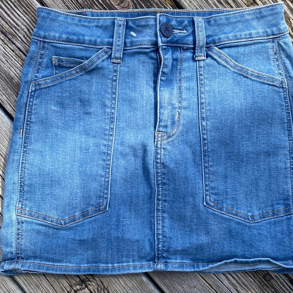 American Eagle denim skirt
